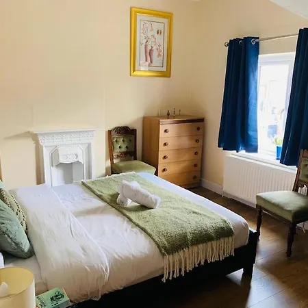 Appartement Families And Contractors Free Off Road Parking à Huntingdon Extérieur photo